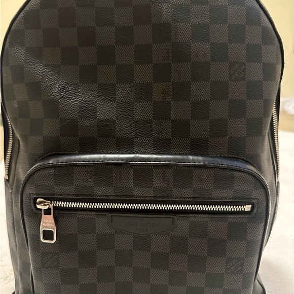 Louis Vuitton graphite black backpack. - Picture 4 of 7